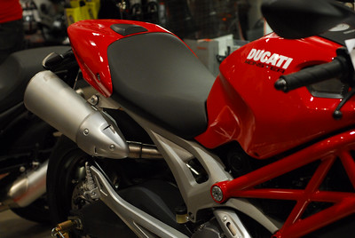 pnwfx > 2009 Ducati Monster 696 photo