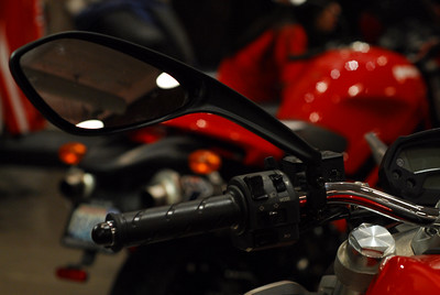 pnwfx > 2009 Ducati Monster 696 photo