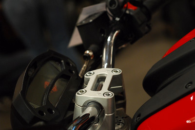 pnwfx > 2009 Ducati Monster 696 photo
